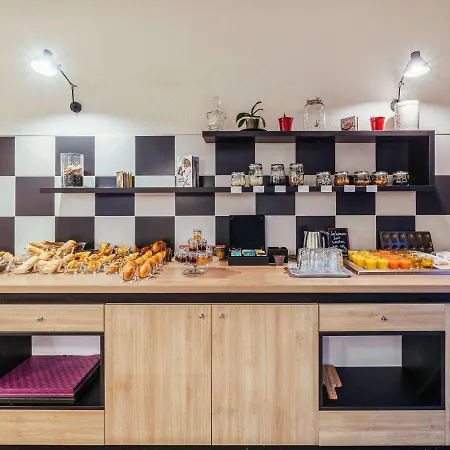 Отель Ibis Styles Saint Brieuc